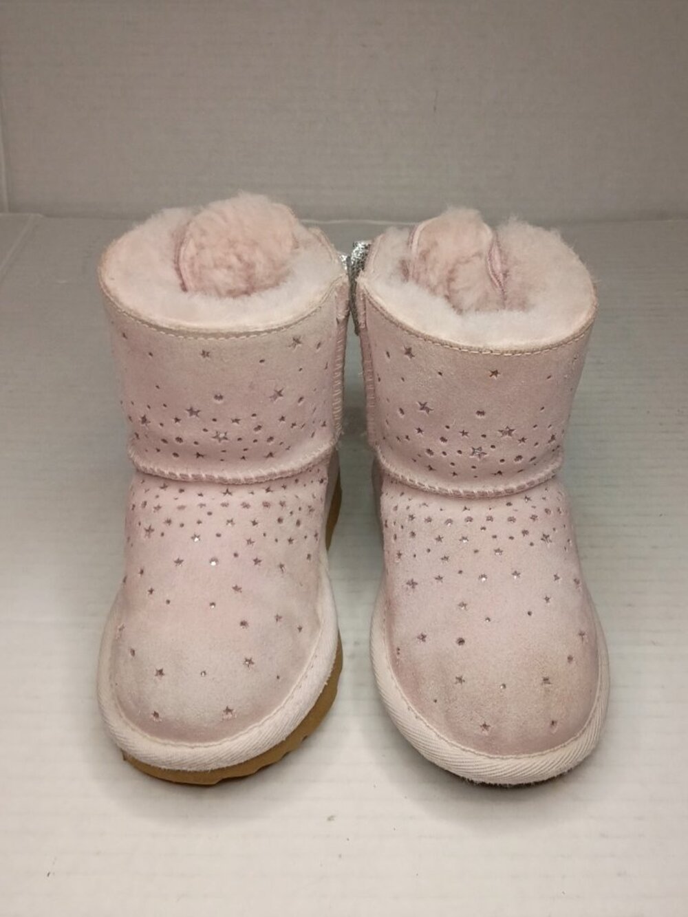 UGG Stargirl Classic Mini II Pink Star Bow Boots Toddler Size 8